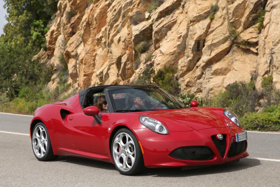  Alfa Romeo 4C Spider (960) 2015 года  (WW) (фото 58 из 59)